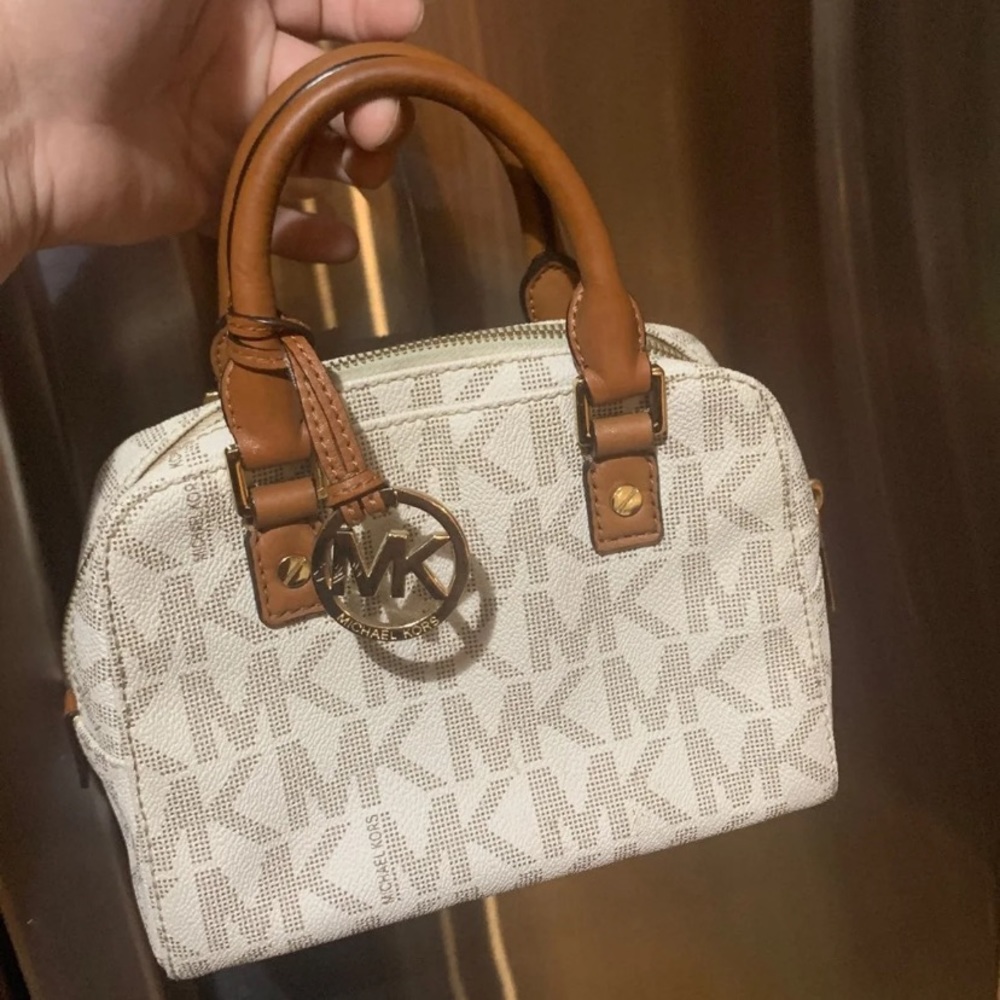 Small mk purse
